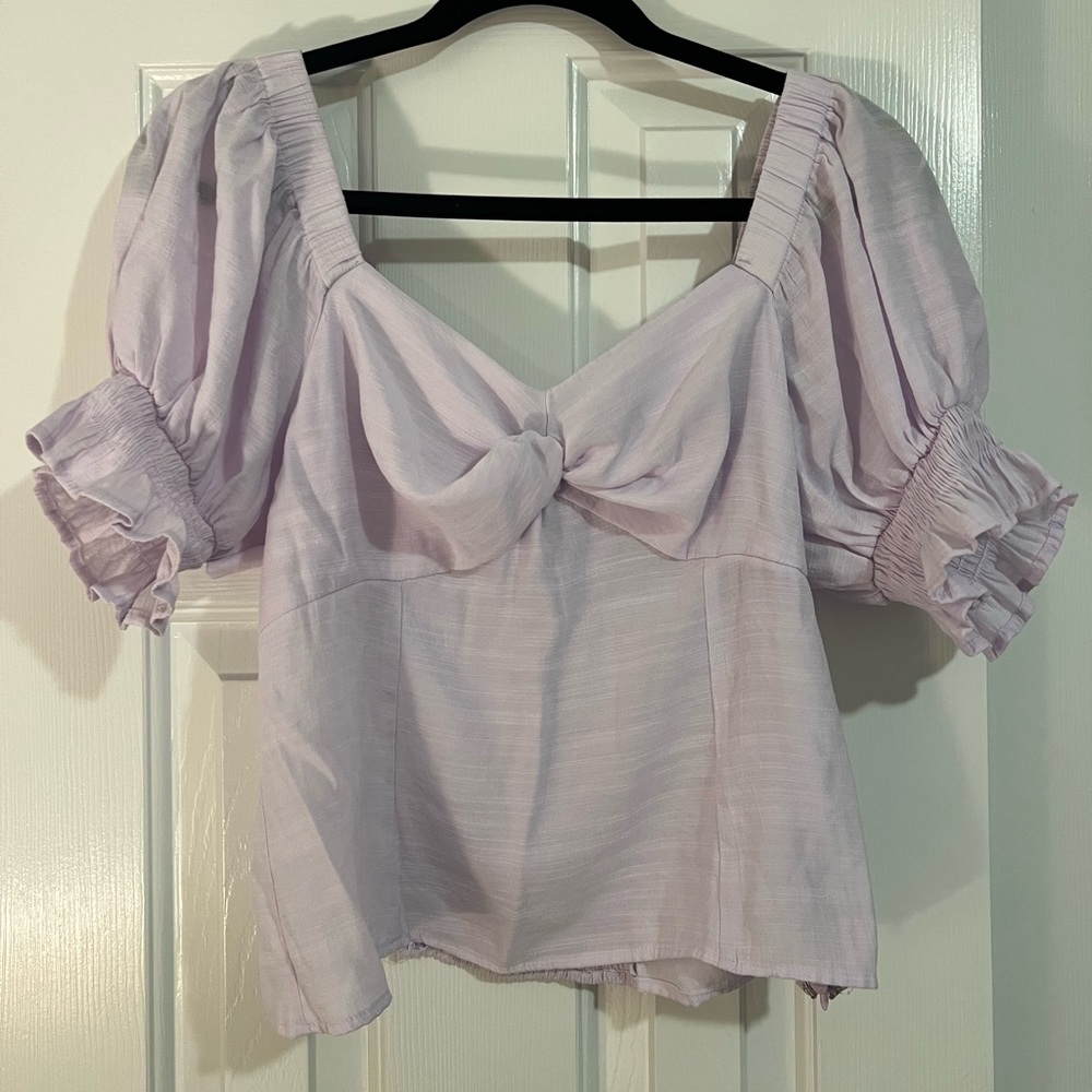 Nine West Light Purple Top with Puff Sleeves and Ruched Bust